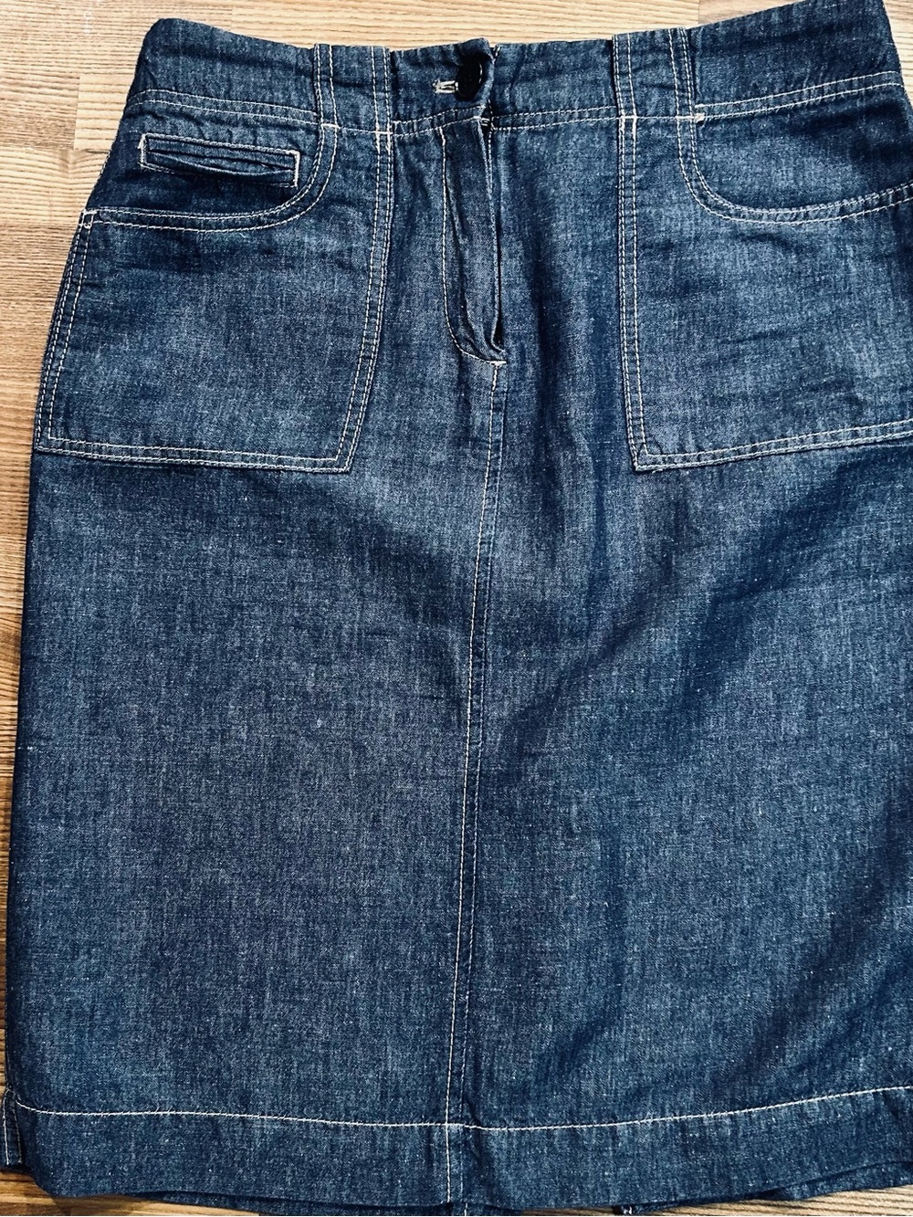 TALBOTS Classic Preppy Lightweight “Denim” Skirt